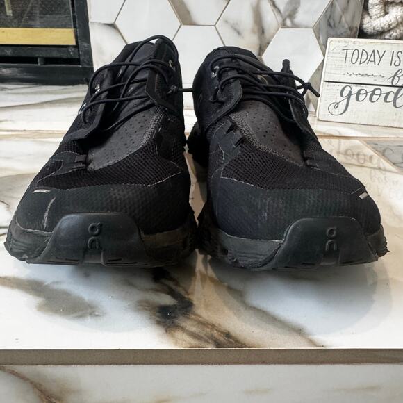 On Running Women’s Cloud 5 Sneakers Size 11 Black Knit Slip On Easy Lace - Picture 3 of 9